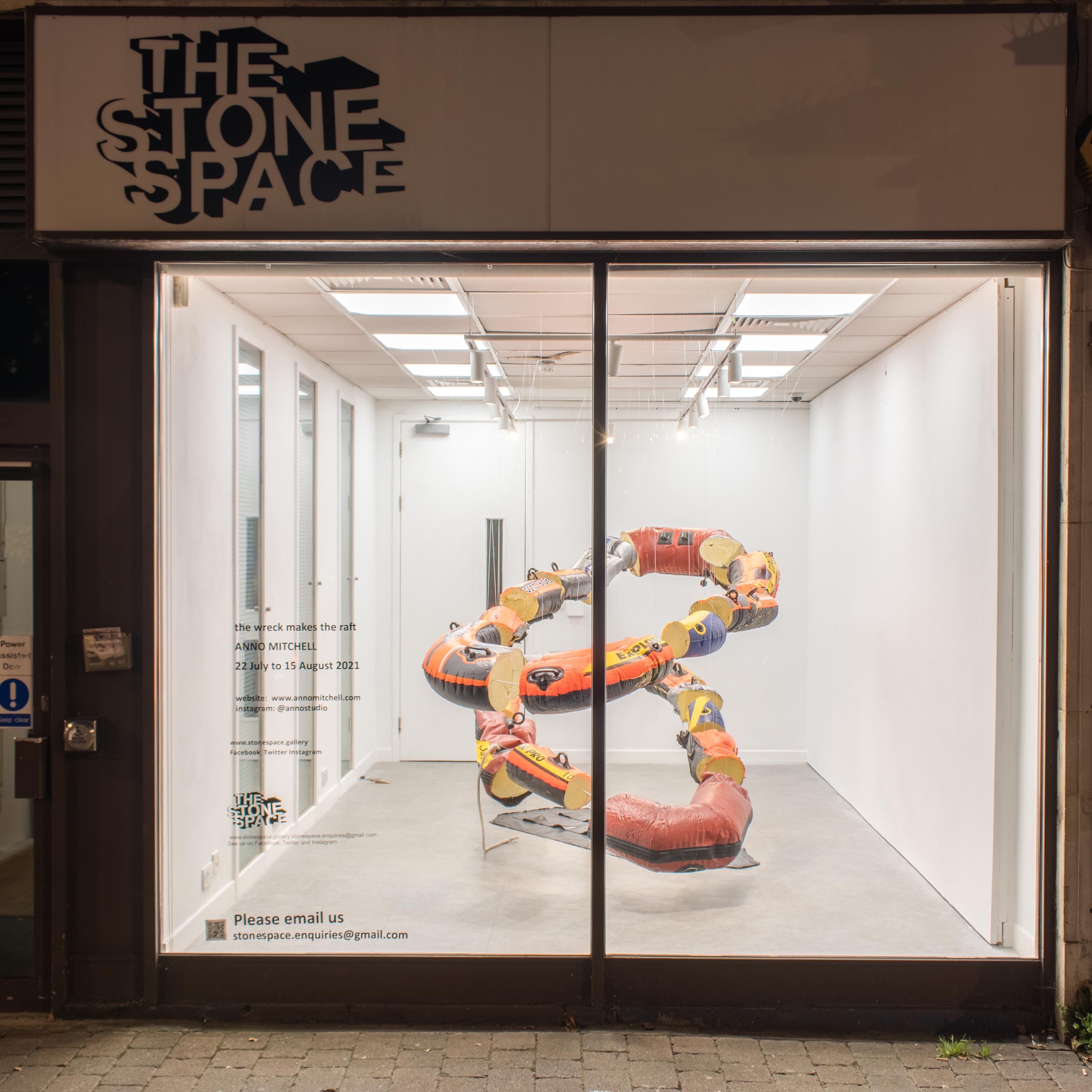 Installation Stone Space gallery