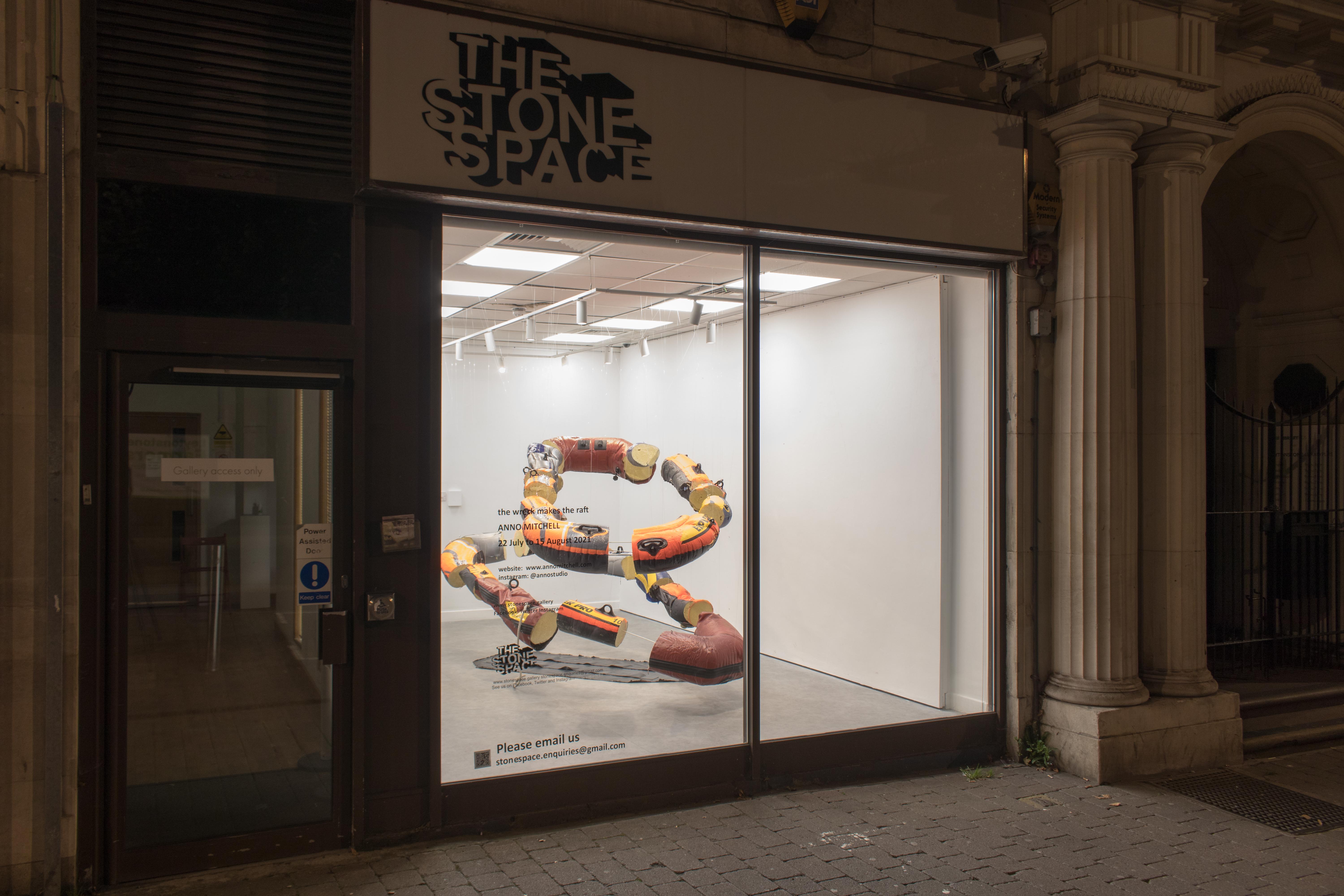 Installation Stone Space gallery