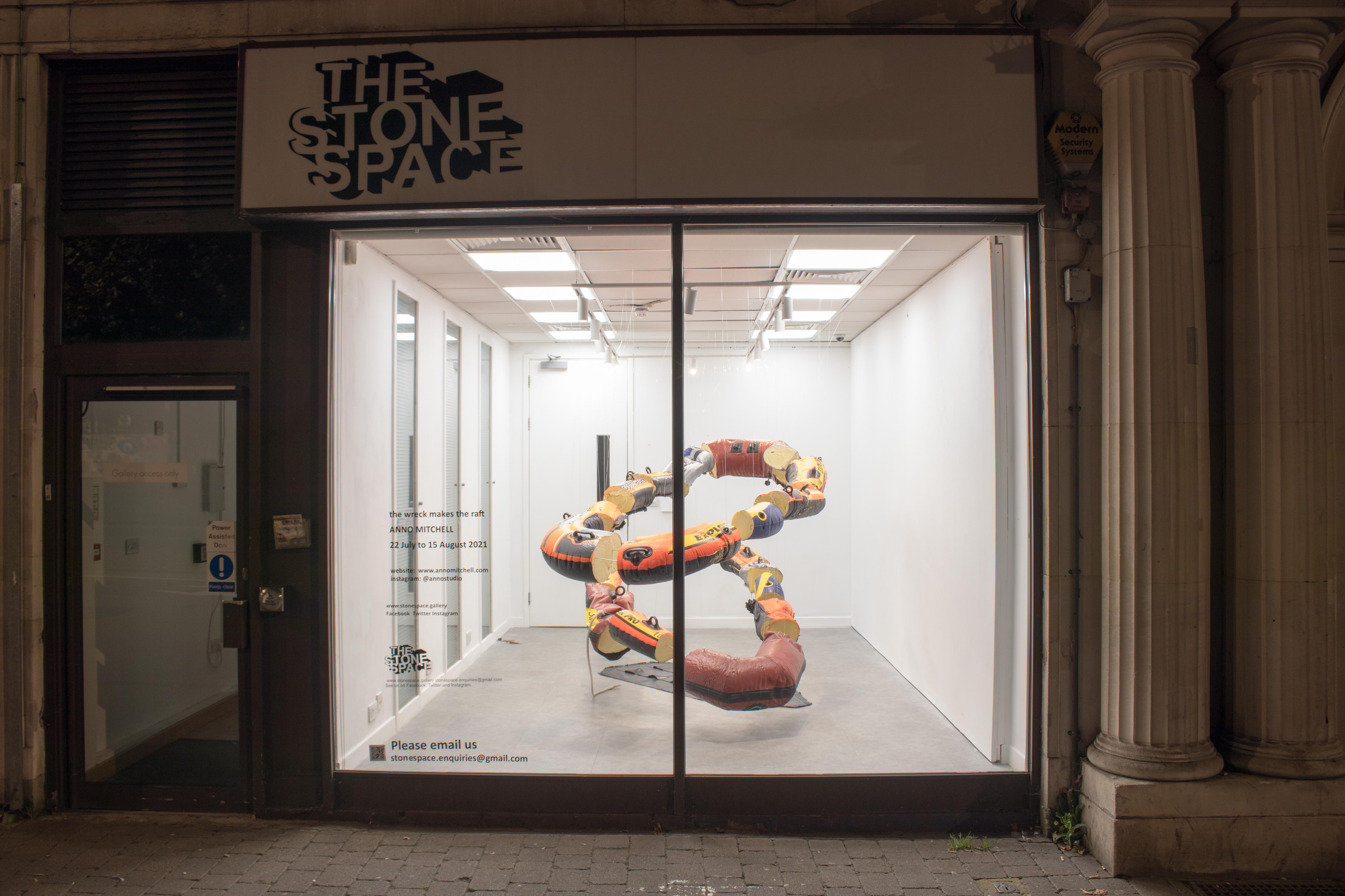 Installation Stone Space gallery